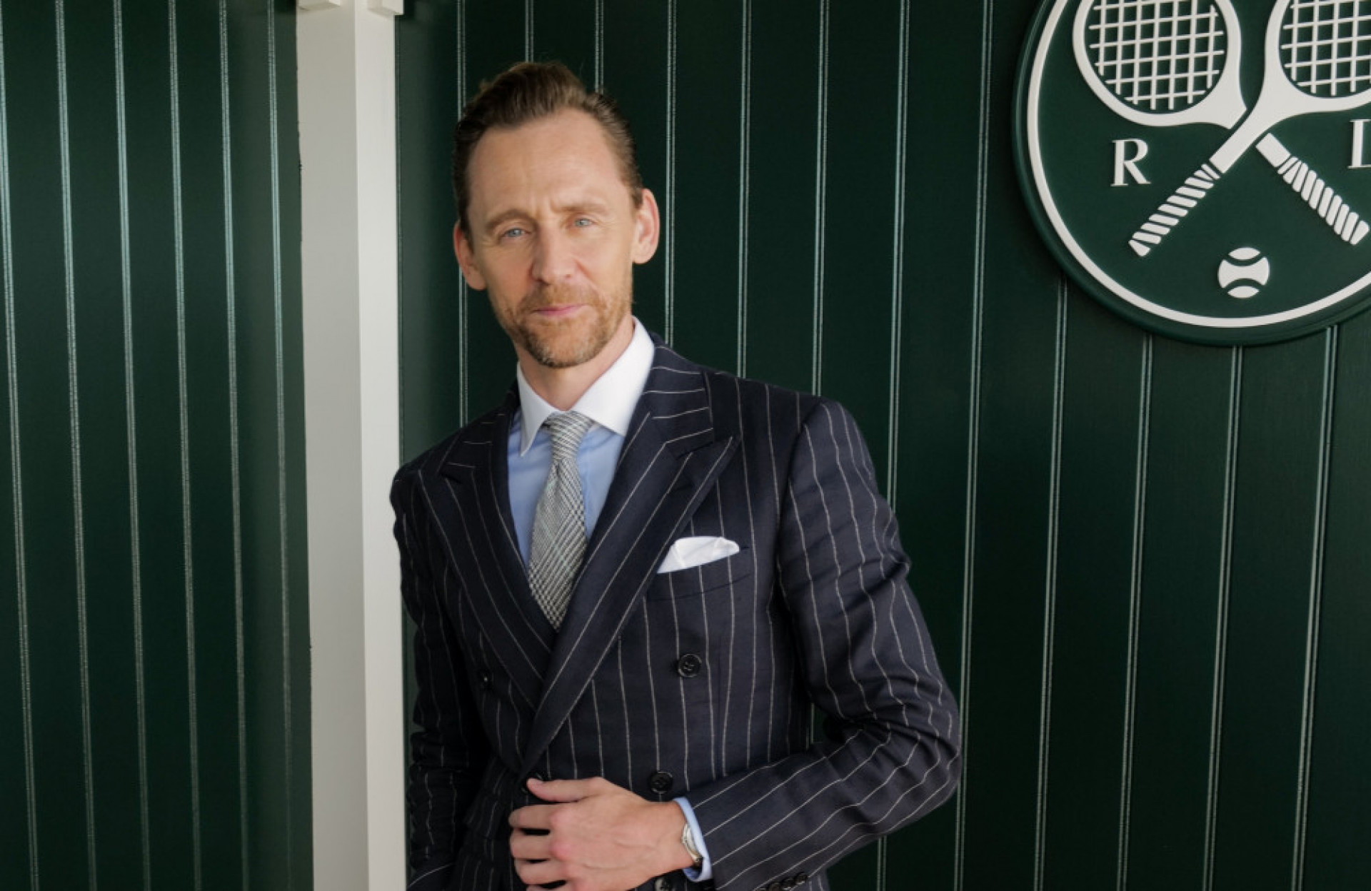 Tom Hiddleston reiste zum Everest-Basislager für 'Tenzing'