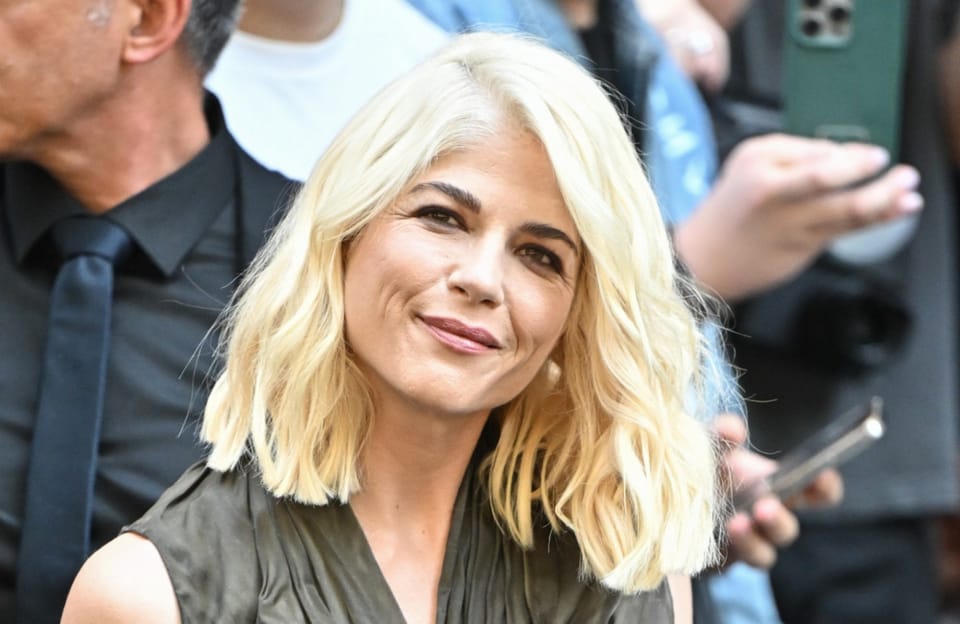 Selma Blair nach Flugzeug-Zwischenfall gegen Kaution freigelassen