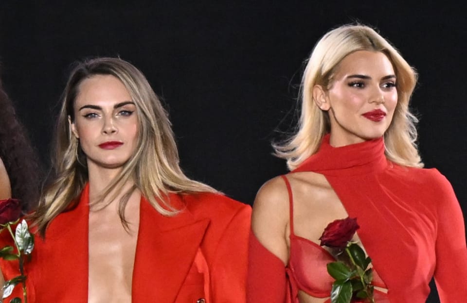 Kendall Jenner findet: Lesbischsein würde Spaß machen nach Gerüchten um Cara Delevingne
