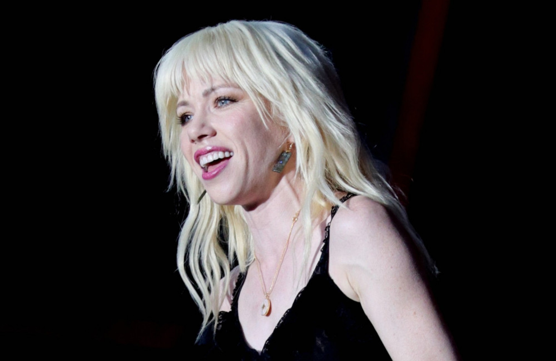 Carly Rae Jepsen embraces her 'fresh new chapter'