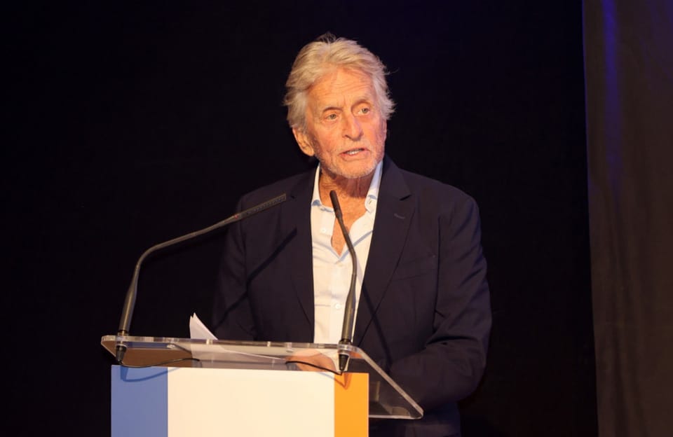 Michael Douglas called Kathleen Turner and Jeanne Tripplehorn about his memoir revelations