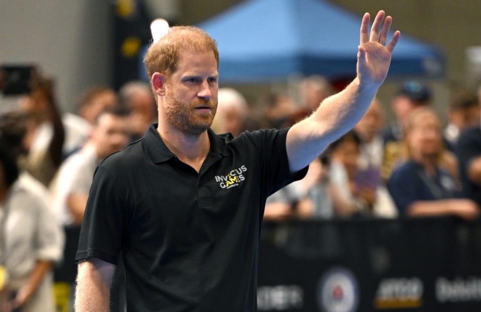 Prince Harry believed Princess Diana would return to 'whisk' him away