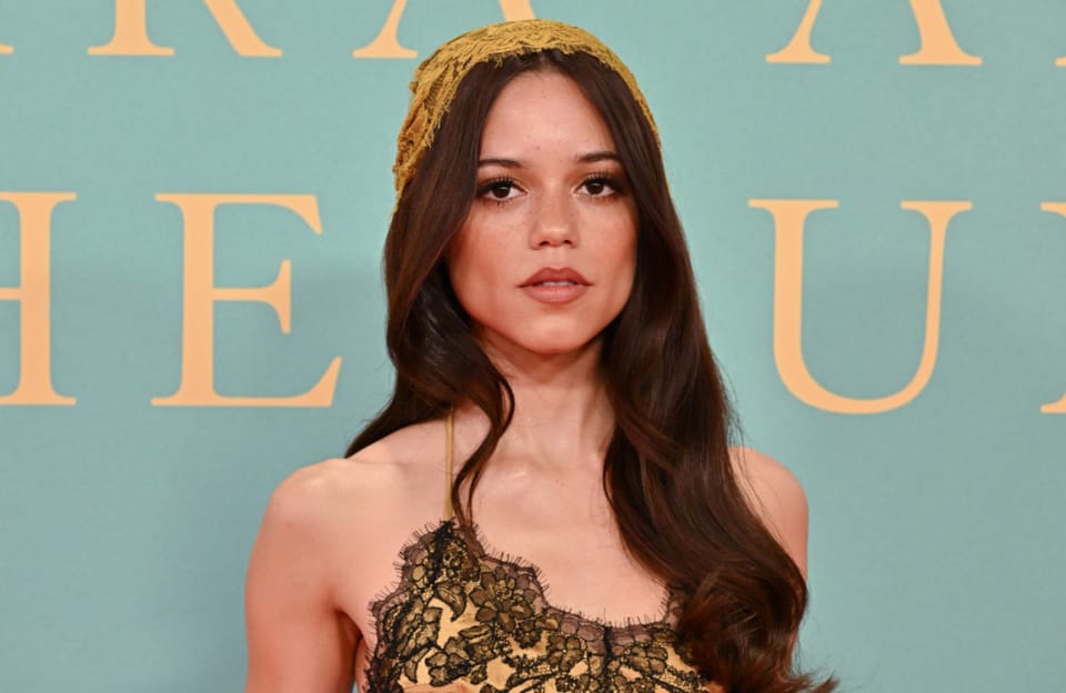 Jenna Ortega wishes people were more 'present'