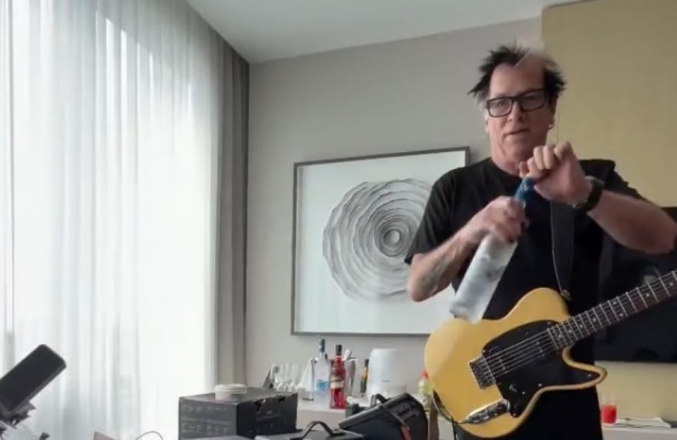 Offspring: Kevin 'Noodles' Wasserman steps away from live shows to deal with a sudden health issue