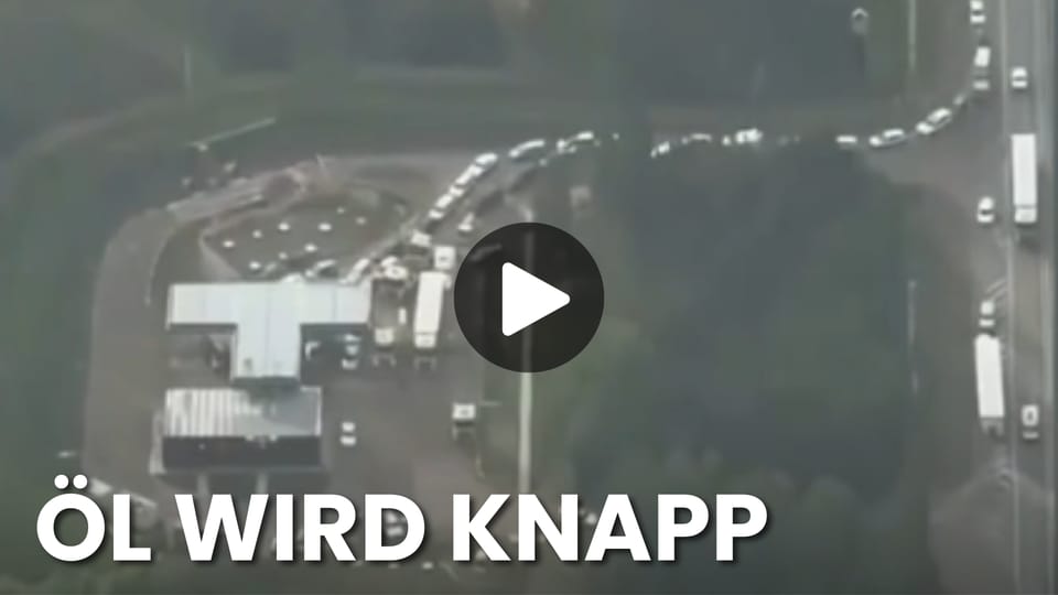 Video zeigt unfassbare Schlange vor russischer Tankstelle