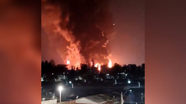 Explosion in Chemiewerk: Giftiger Rauch gefährdet Anwohner