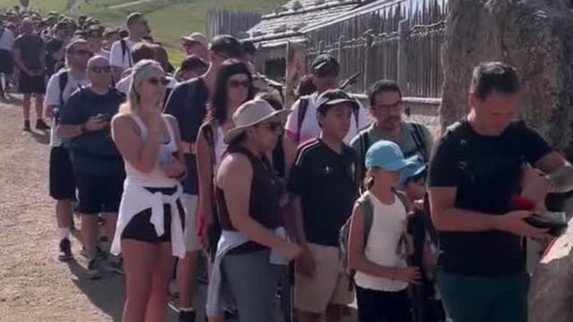"Instagram-Tourismus": Besuchermassen überschwemmen die Dolomiten