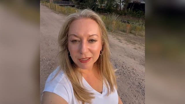 "Lindenstraße"-Star Rebecca Siemoneit-Barum: Tränen beim Beauty-Doc