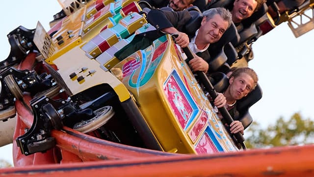 Mit 90 km/h: Söder und Krause fahren Fünfer-Looping
