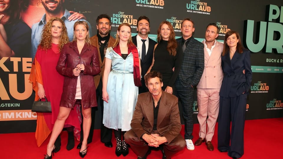 "Der perfekte Urlaub"-Premiere in München wird zum Promi-Auflauf