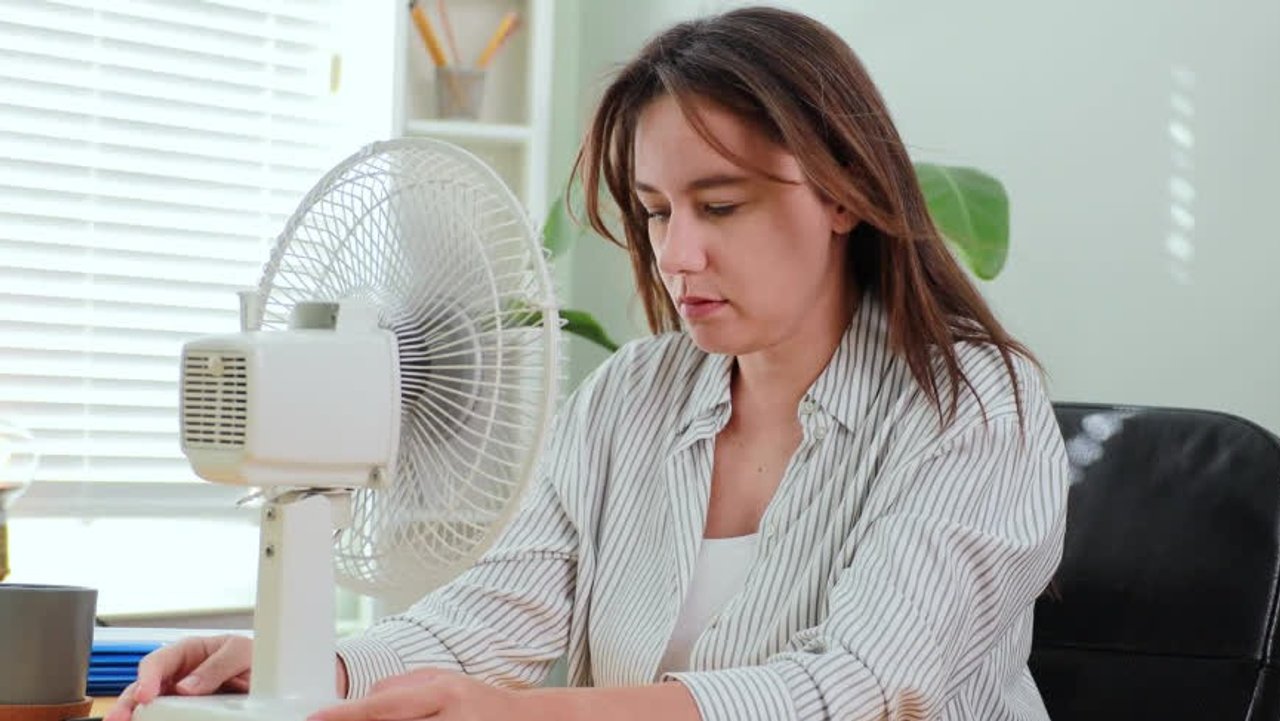 Tipps für heiße Arbeitstage im Büro